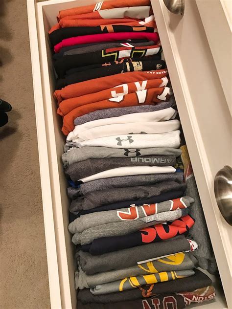 10 Clever Storage Ideas for T-Shirts to Keep Your Closet Organized